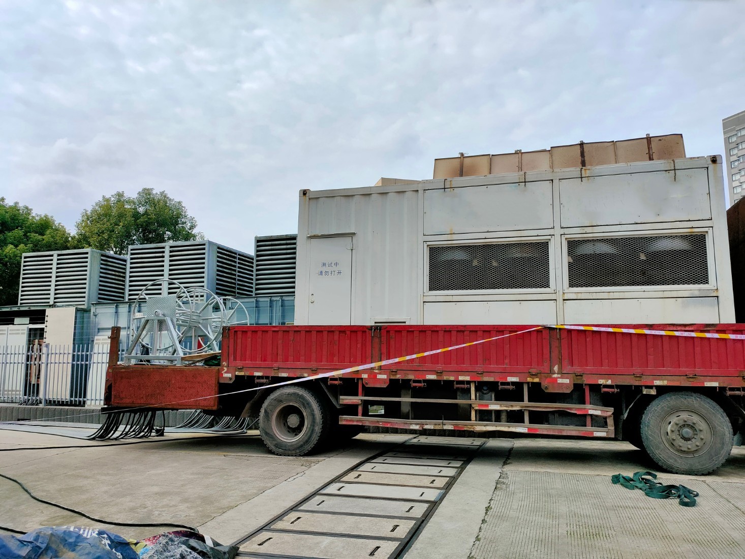 负载箱的操作手册或使用指南